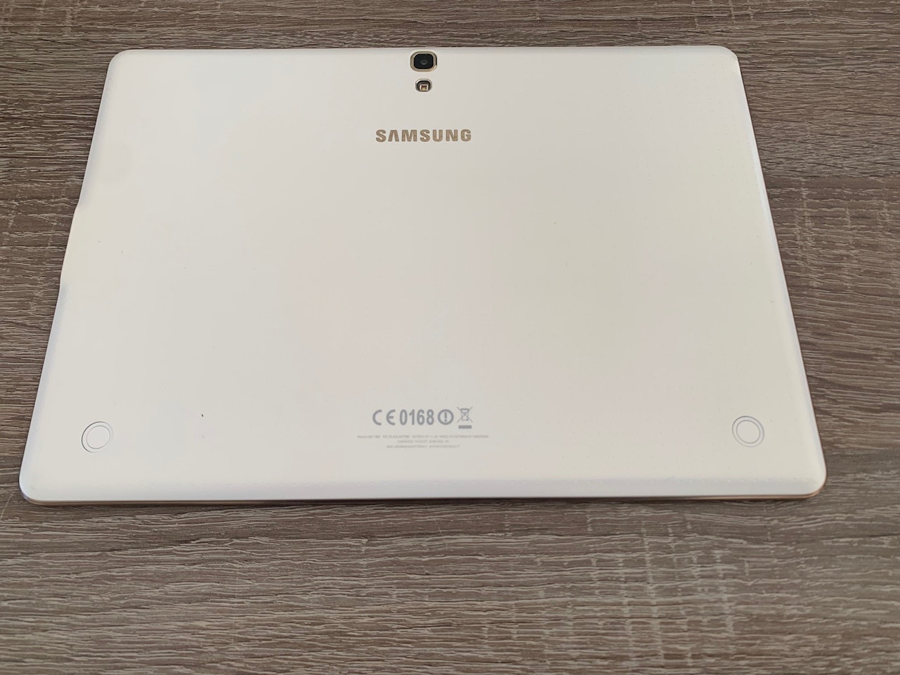 TABLETTE SAMSUNG TAB S 10 Retour SAV Vendu en l’état sans garantie