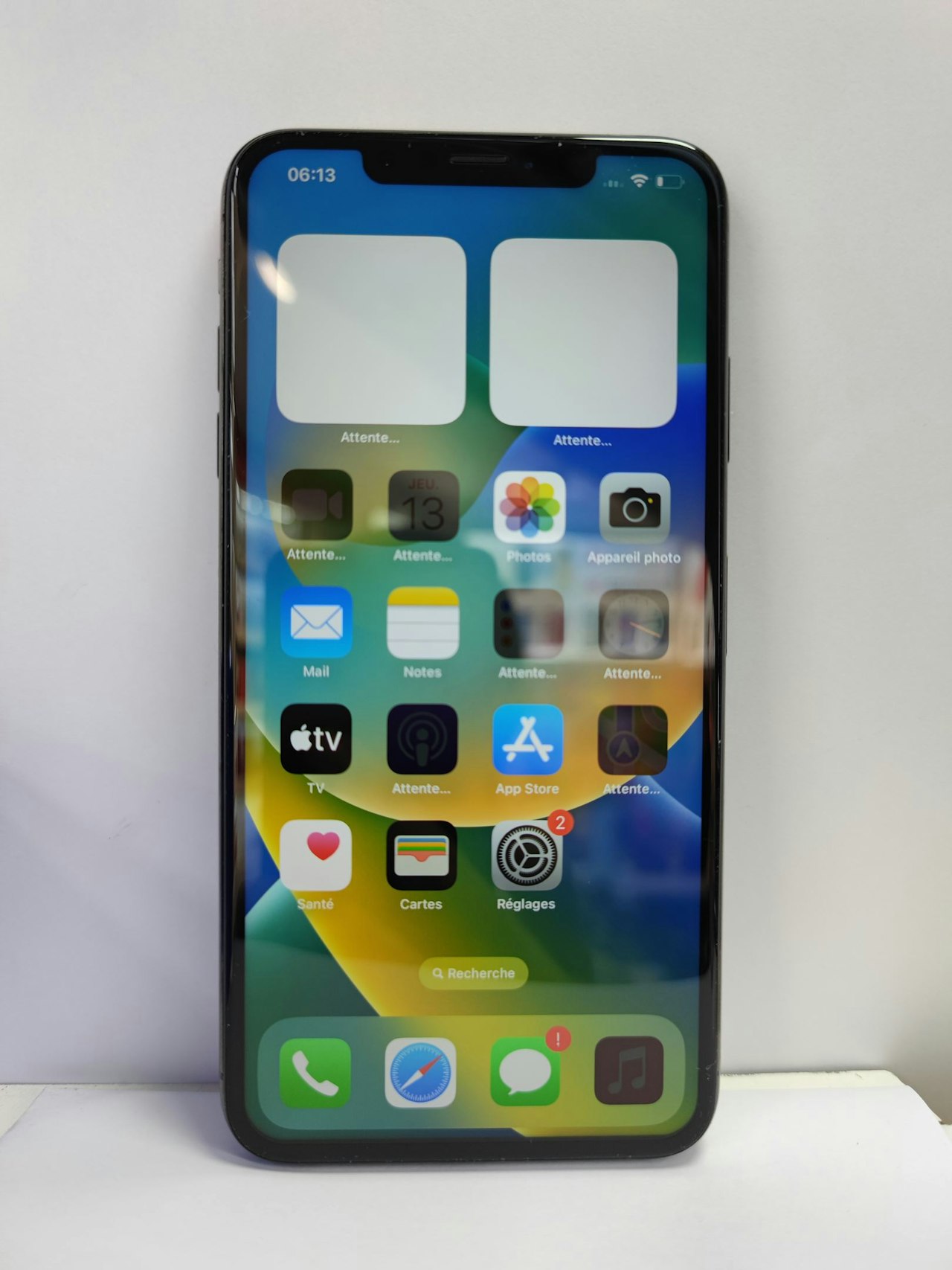 APPLE IPHONE XS MAX 64 GO SPACE GRAY Fonctionnel Vendu en l’état sans garantie